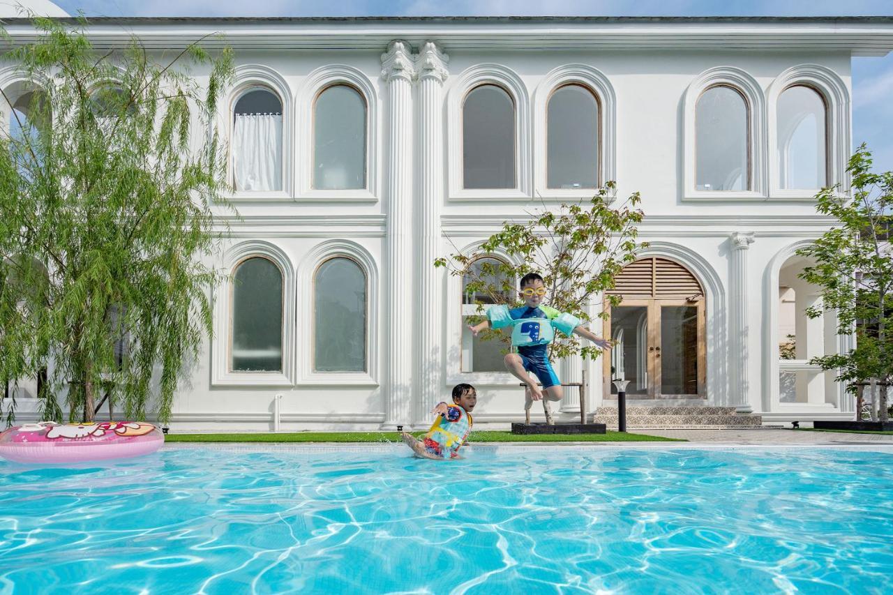 Arpo Pool Riverside וילה